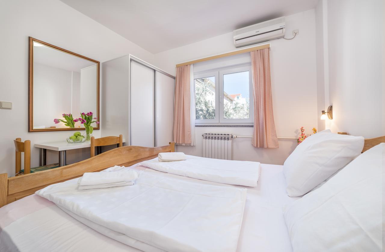 Apartments Valentino Vodice Exterior foto