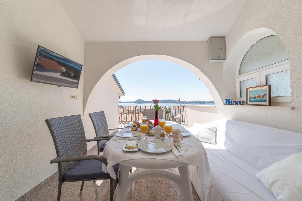 Apartments Valentino Vodice Exterior foto