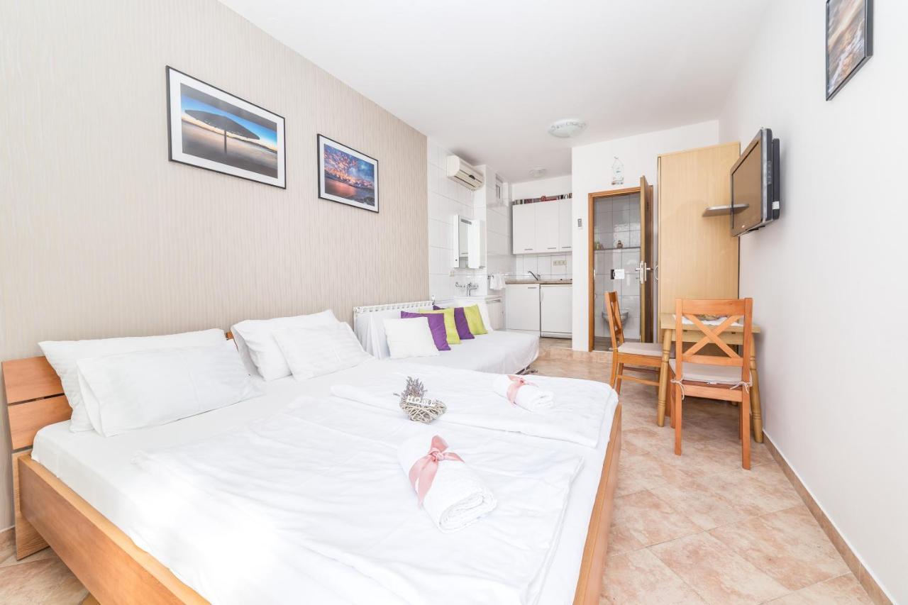Apartments Valentino Vodice Exterior foto